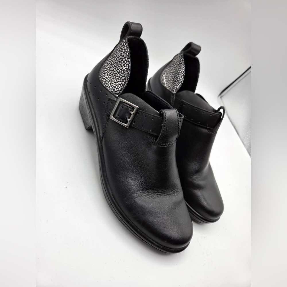 Klogs Women’s Odyssey Black Ankle Boots Size 7.5M